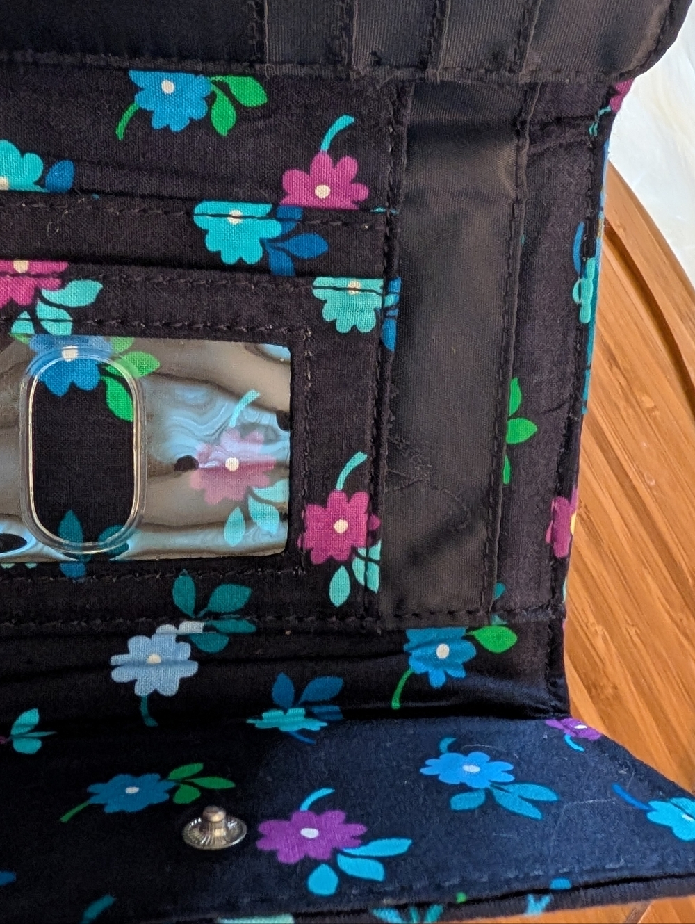 Vera Bradley Navy Floral Wallet Multicolor ☘️ - Picture 5 of 8